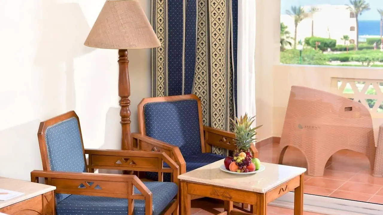 الفندق بليس ندى بيتش ريزورت - مرسى علم